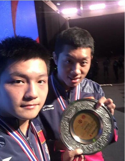 2015年11月最新乒乓球世界排名：马龙排名第一 樊振东排第二